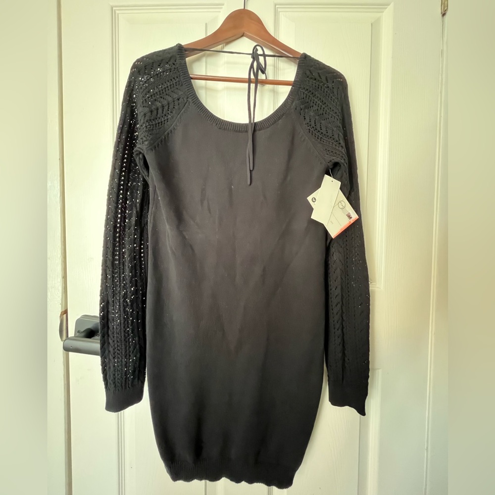 BNWT Roxy Dress - Large - Picture 1 of 5